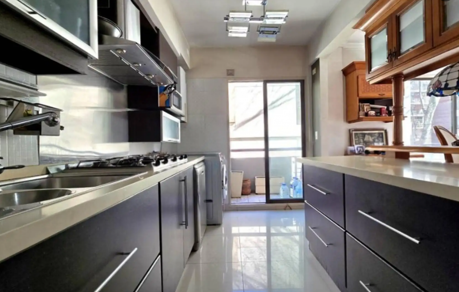 Venta semipiso 7 amb con cochera en torre de categoria Almagro