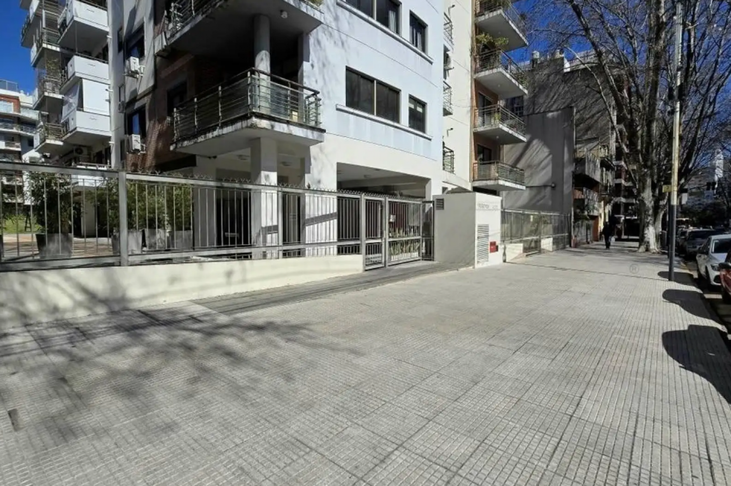 Venta semipiso 7 amb con cochera en torre de categoria Almagro