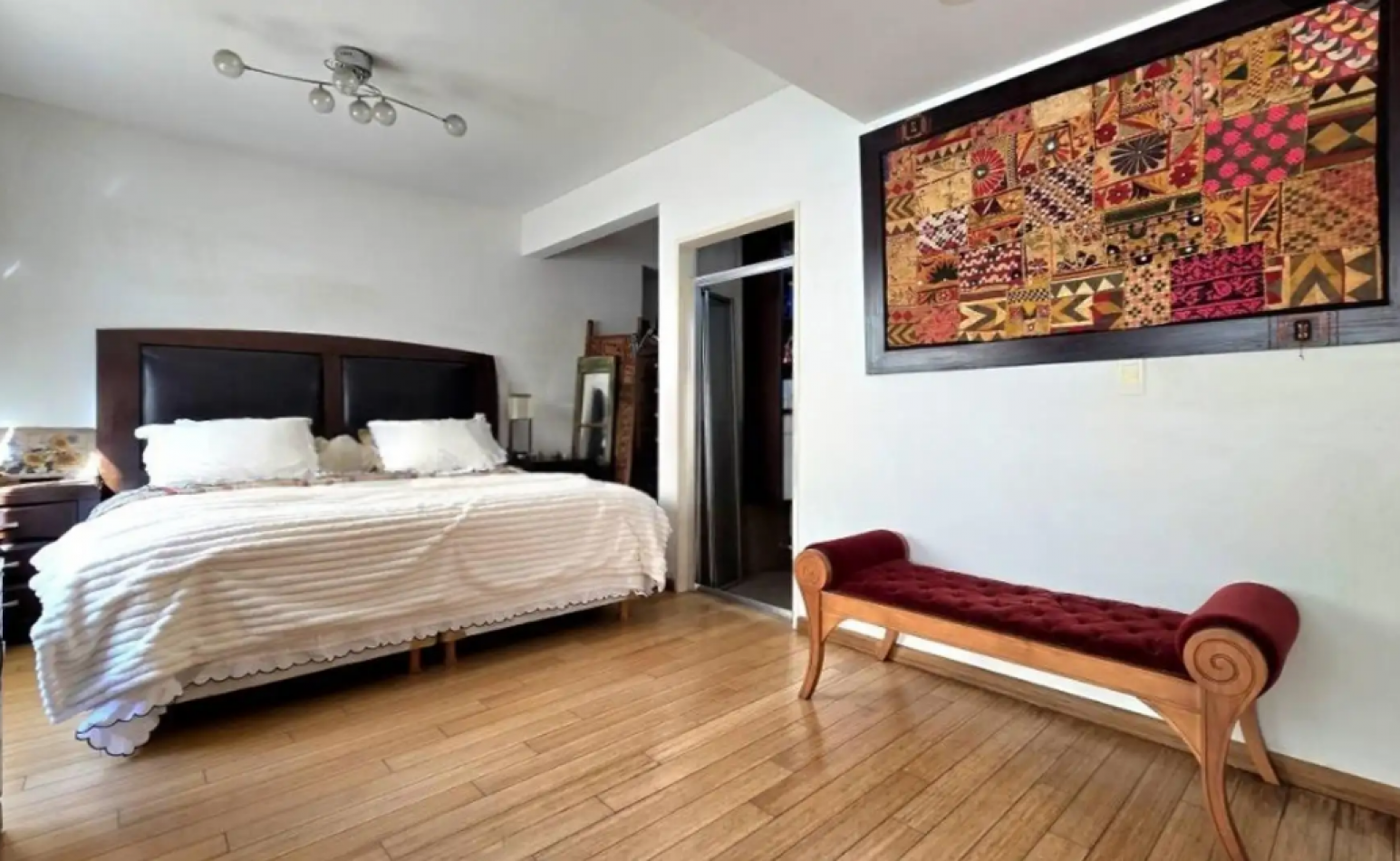 Venta semipiso 7 amb con cochera en torre de categoria Almagro