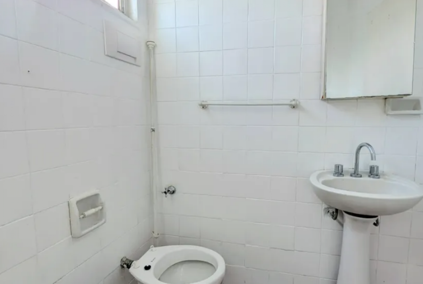 En venta Depto de 3 amb al frente con Balcon y Baulera en Balvanera