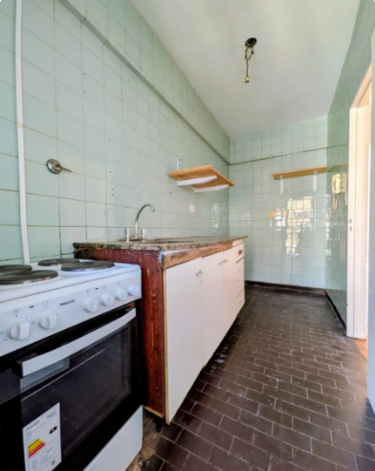 En venta Depto de 3 amb al frente con Balcon y Baulera en Balvanera