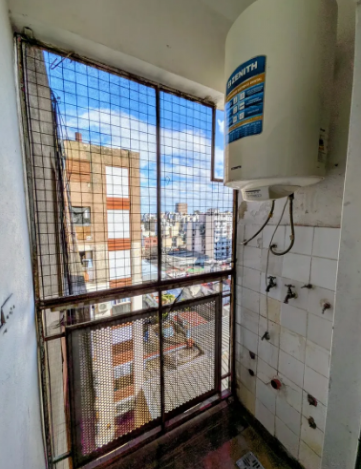En venta Depto de 3 amb al frente con Balcon y Baulera en Balvanera