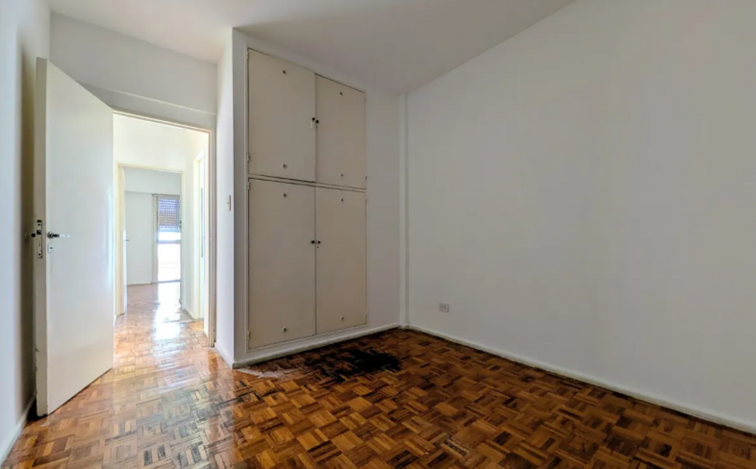 En venta Depto de 3 amb al frente con Balcon y Baulera en Balvanera