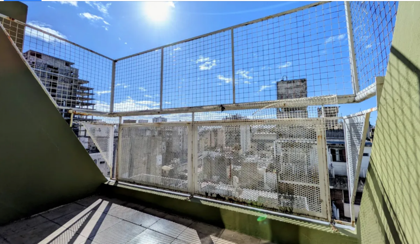 En venta Depto de 3 amb al frente con Balcon y Baulera en Balvanera