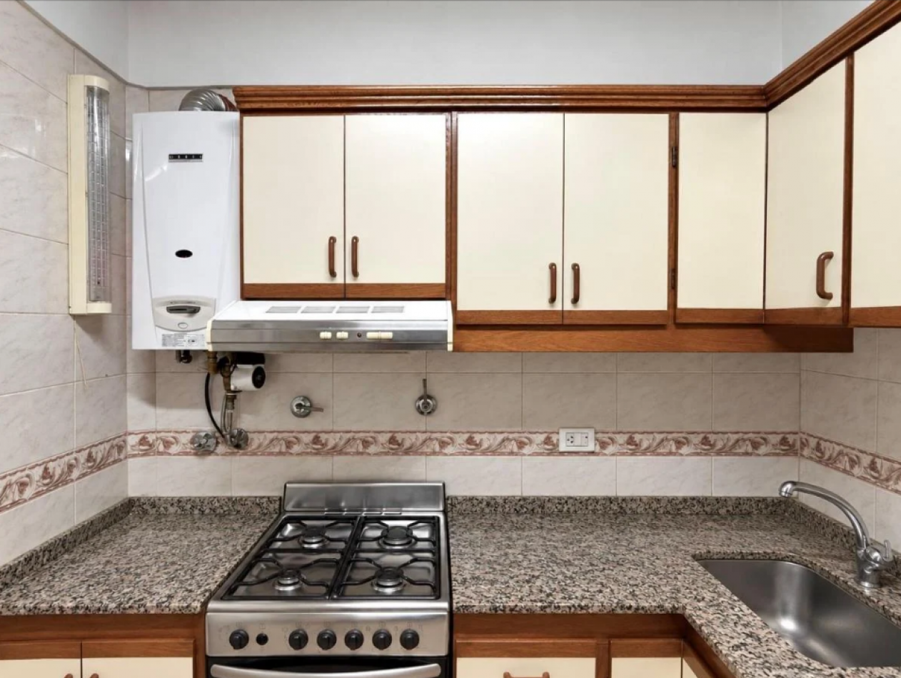 En venta Depto de 4 amb al Frente en Caballito