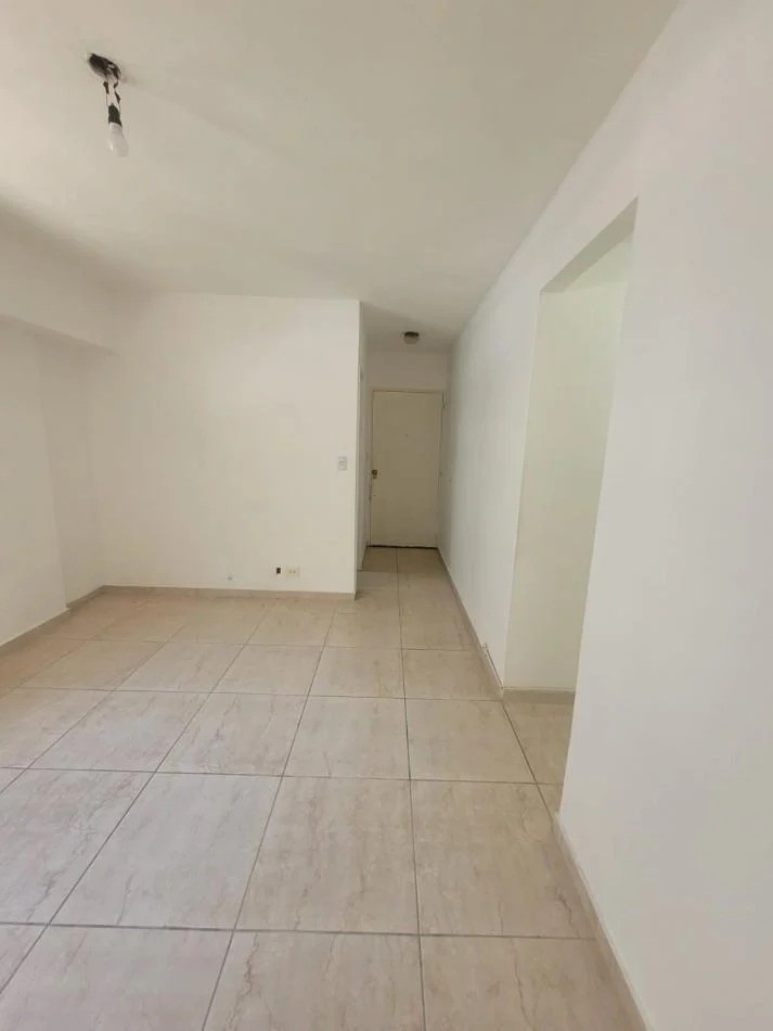 Venta departamento 2 amb con patio en Almagro