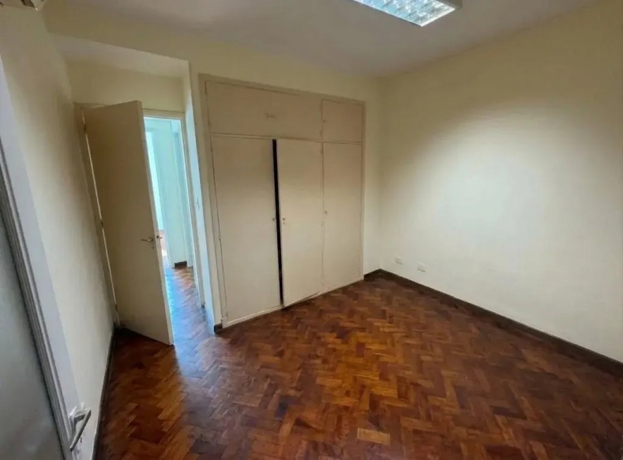 Venta departamento 4 amb con patio en Olaya 1000, Caballito