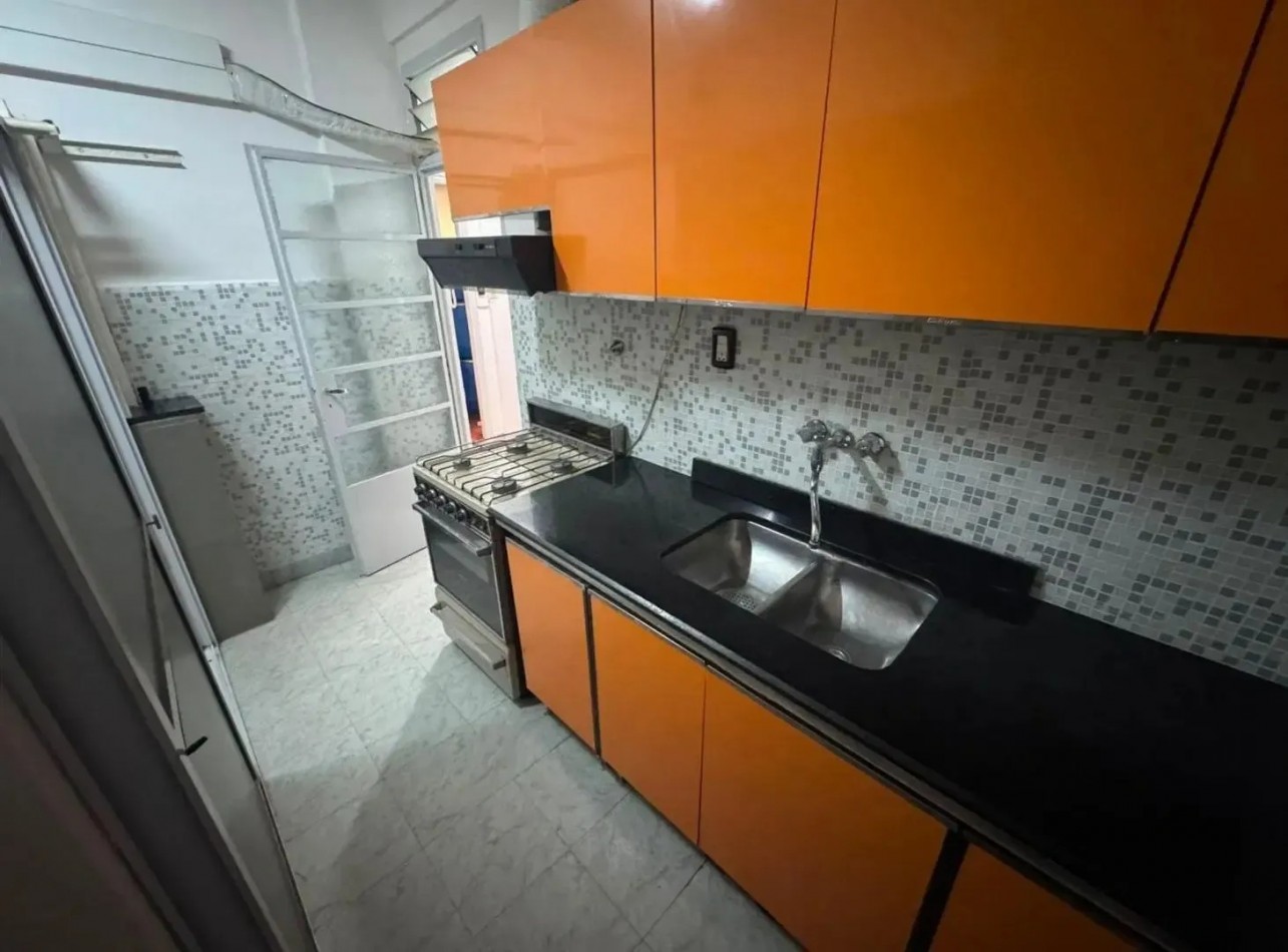 Venta departamento 4 amb con patio en Olaya 1000, Caballito