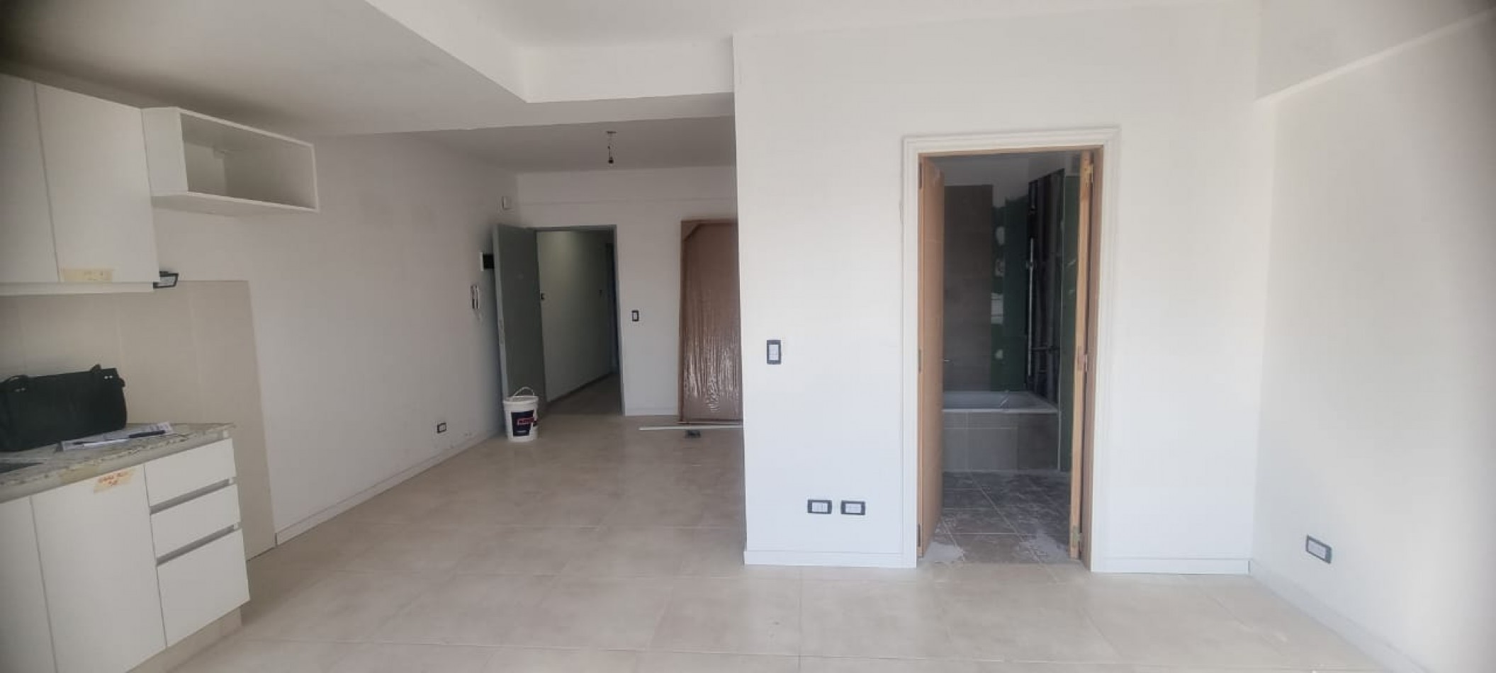 Venta depto a estrenar monoambiente en Ruiz Huidobro 3000, Saavedra.