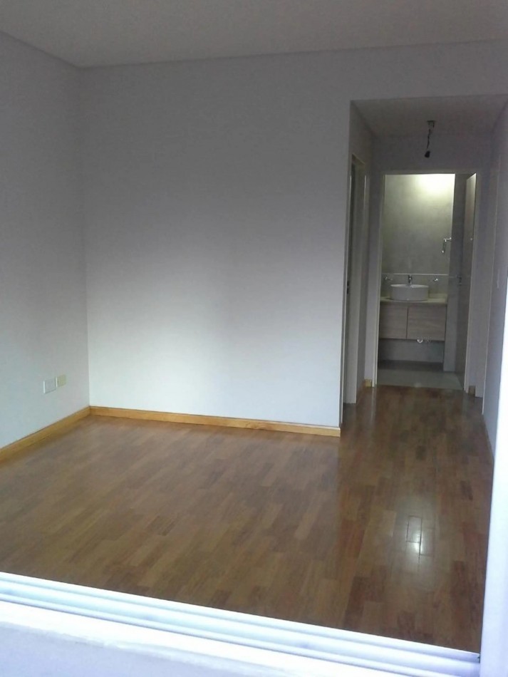 Venta depto tres amb con balcon en G. de Laferrere 1100, Parque Chacabuco