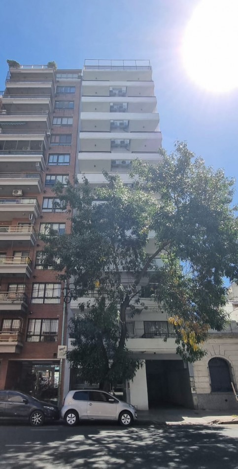 En Venta Amplio Monoambiente con cochera y baulera en Villa Urquiza