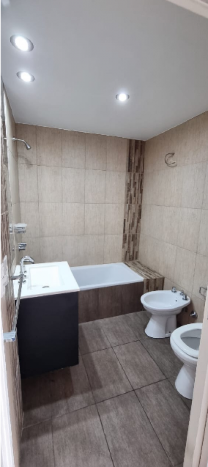 En Venta Amplio Monoambiente con cochera y baulera en Villa Urquiza