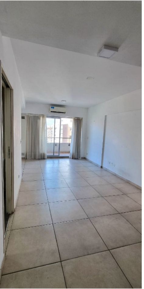 En Venta Amplio Monoambiente con cochera y baulera en Villa Urquiza