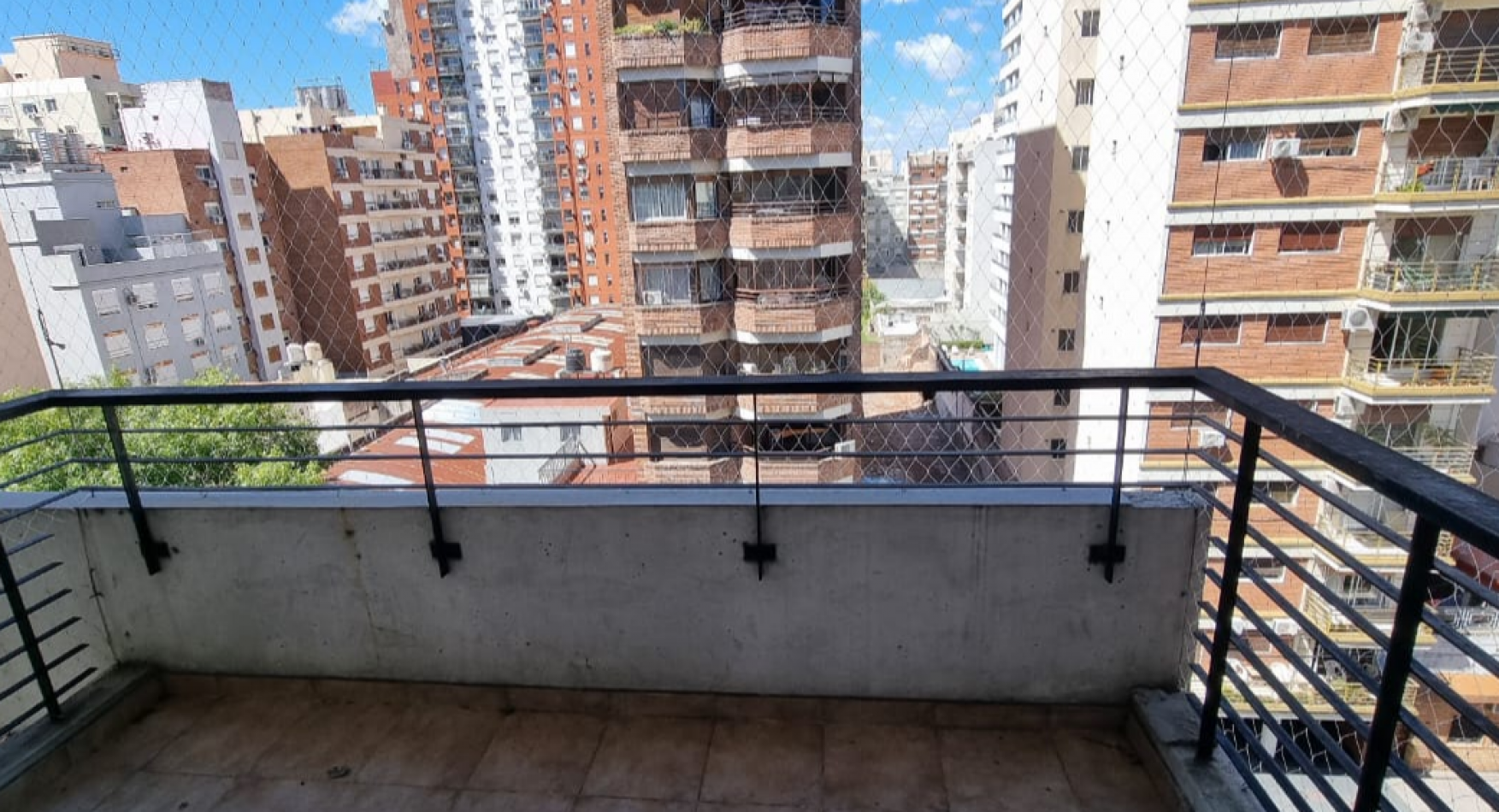 En Venta Amplio Monoambiente con cochera y baulera en Villa Urquiza