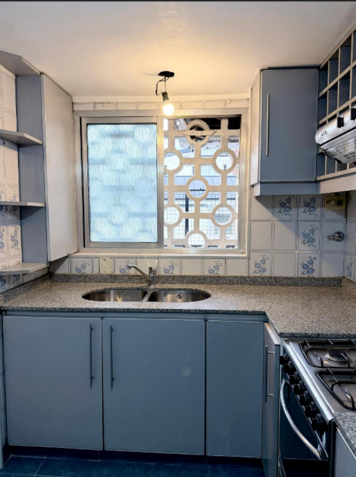 Venta departamento 3 amb con balcon en Caballito Ramon Falcon 1500