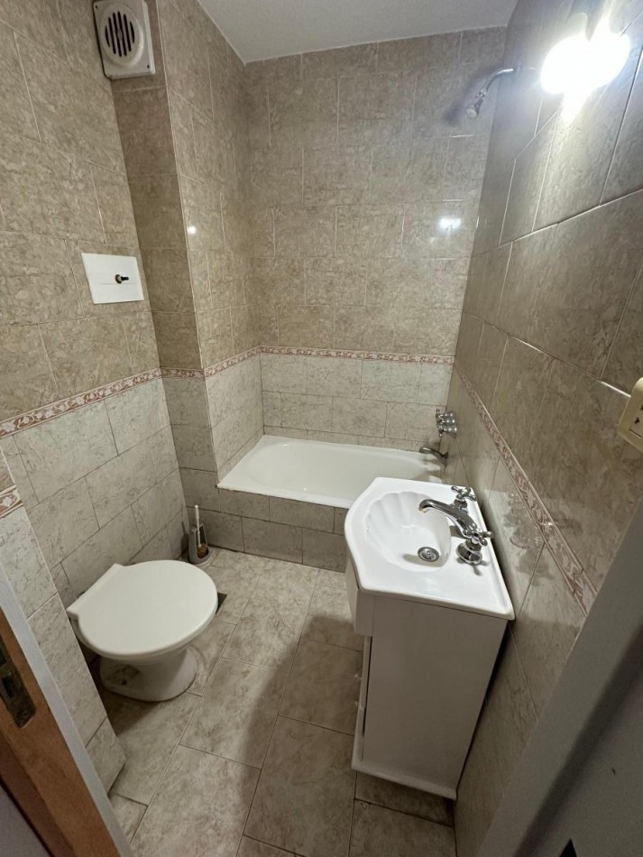 ¡OPORTUNIDAD! Venta departamento 3 amb en Aranguren 2900, Flores