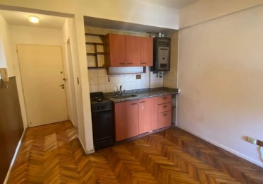 Alquiler monoambiente dividido en Lascano 2000, Paternal.