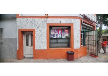 Casa de 5 amb con cochera y local en Chilavert 1500, Nueva Pompeya