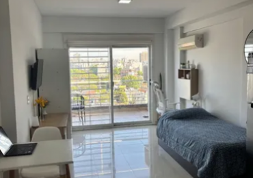 VENTA MONOAMBIENTE CON BALCON AL FRENTE EN PARQUE CHAS, C.A.B.A.