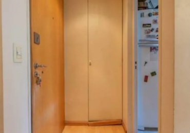 En Venta Depto De 3 Amb. Con Amplio Living Comedor Y Gran Patio Colegiales