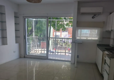 Monoambiente en Venta con Balcon en Villa Crespo