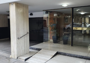 EN VENTA SEMIPISO AL FRENTE 4 AMB CON DEPENDENCIA EN CABALLITO