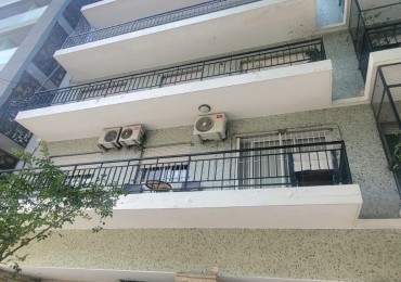 En venta depto. de 2 amb con 2 patios Villa del Parque
