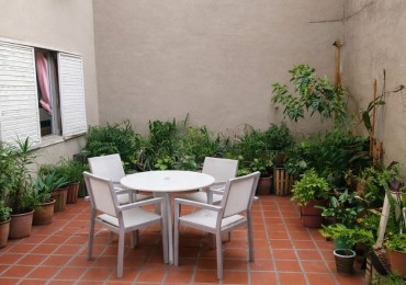 Venta depto 3 amb con patio en Peron 4200, Almagro.