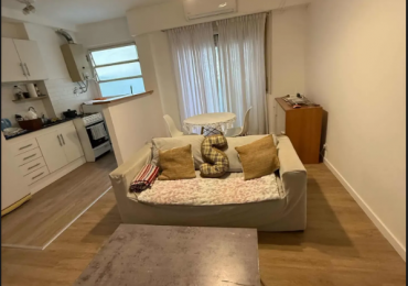 En Venta Depto Reciclado de 2 Amb x Escalera en Caballito