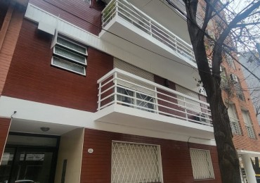 Departamento en Venta 3 ambientes al Frente con Balcon en Caballito