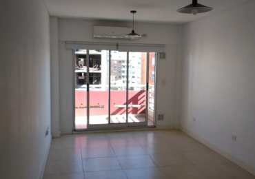 En Venta Monoambiente al frente con Cochera en Saavedra