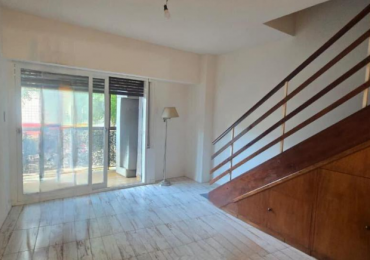 EN VENTA DEPTO DUPLEX 3 AMB EN CABALLITO