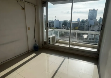 En venta Amplio monoambiente al contrafrente en Flores