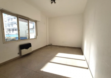 En venta Semipiso 4 amb con dependencia en Caballito