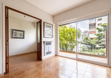 Venta departamento 3 amb con balcon en Rosario 100, Caballito