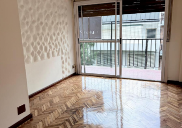 Venta departamento 3 amb con balcon en Caballito Ramon Falcon 1500